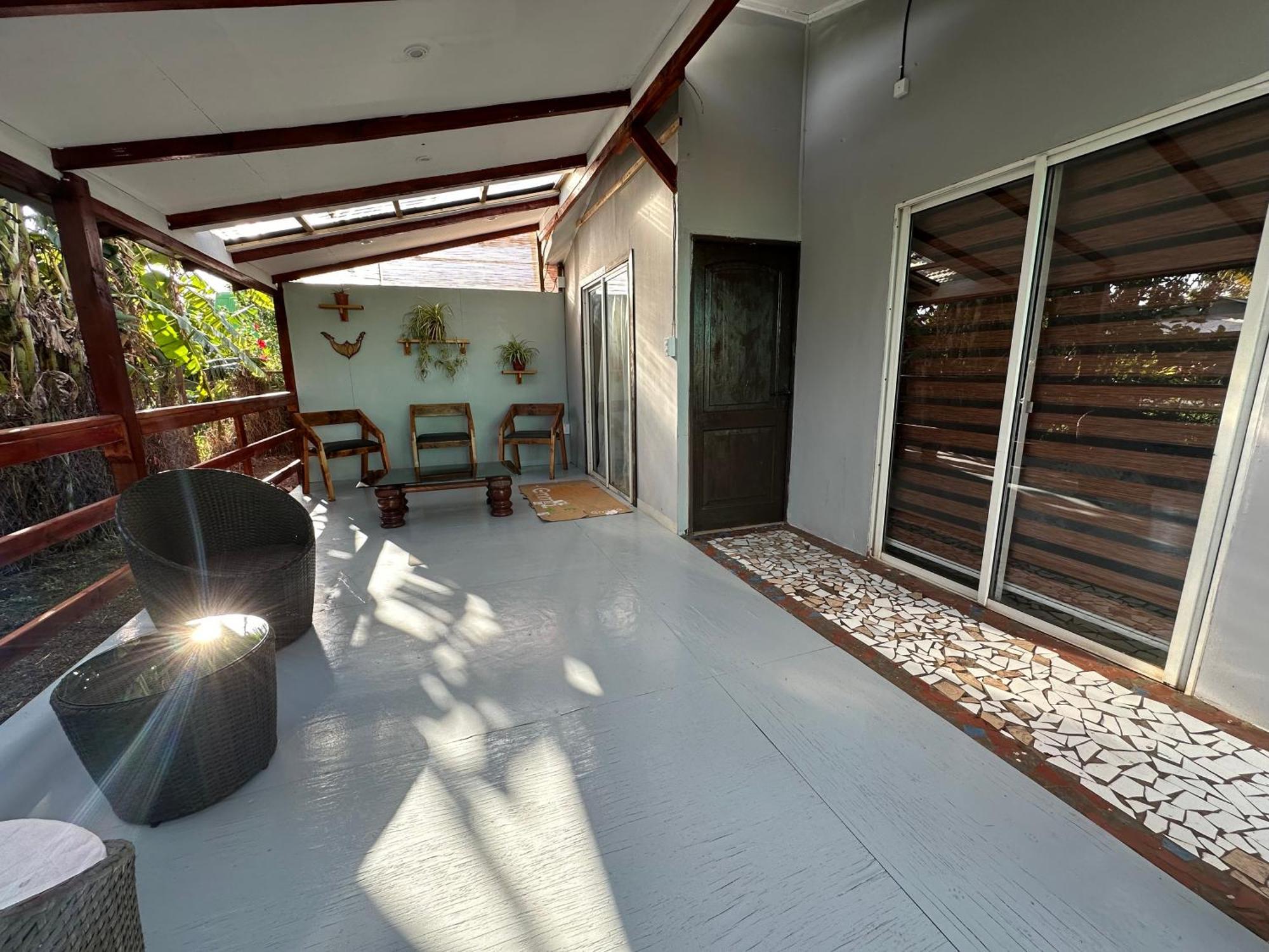 Hare Henua Bed & Breakfast Hanga Roa Exterior photo