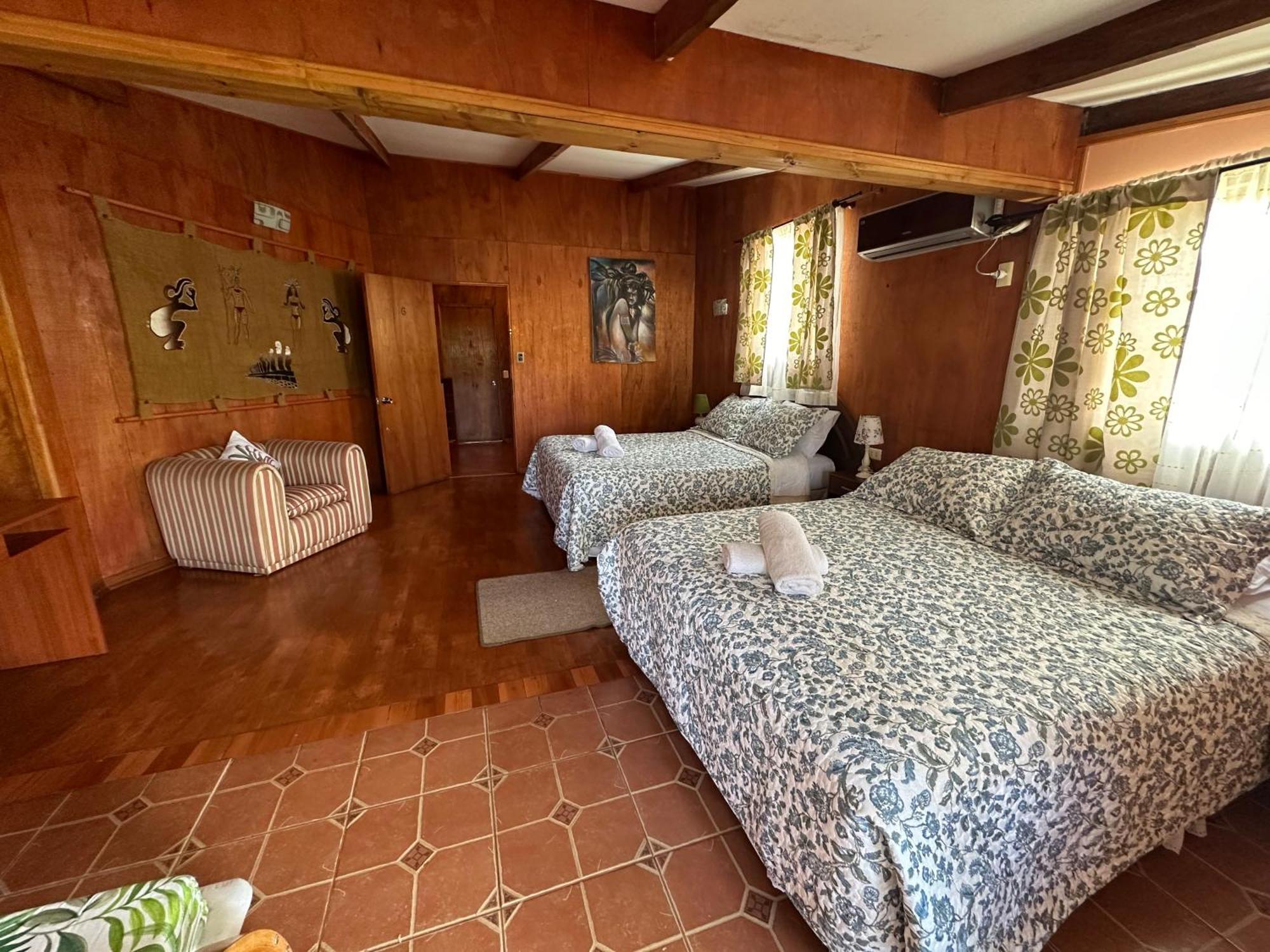 Hare Henua Bed & Breakfast Hanga Roa Exterior photo